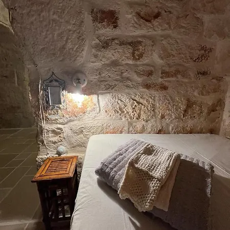 Trullo Oriale * أوستوني