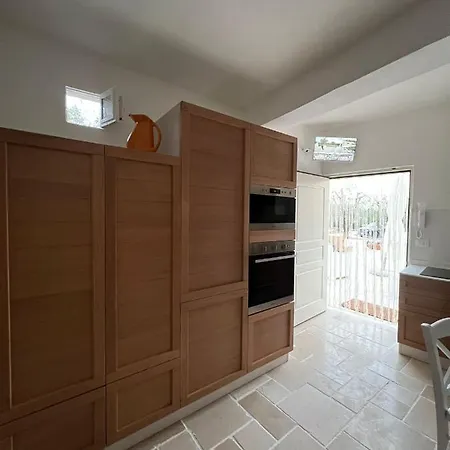 Trullo Oriale * أوستوني