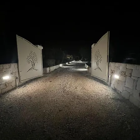 Trullo Oriale Остуни