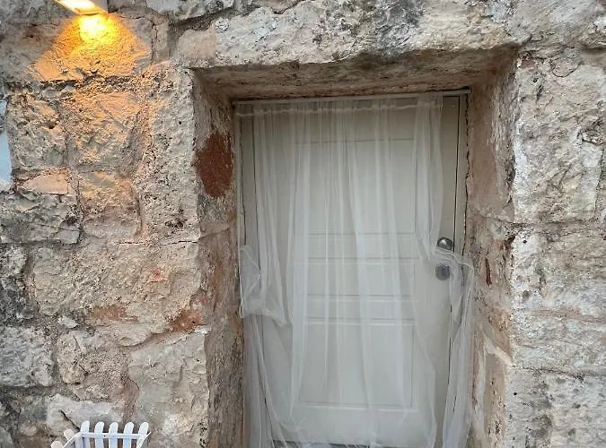 Trullo Orialé Villa *